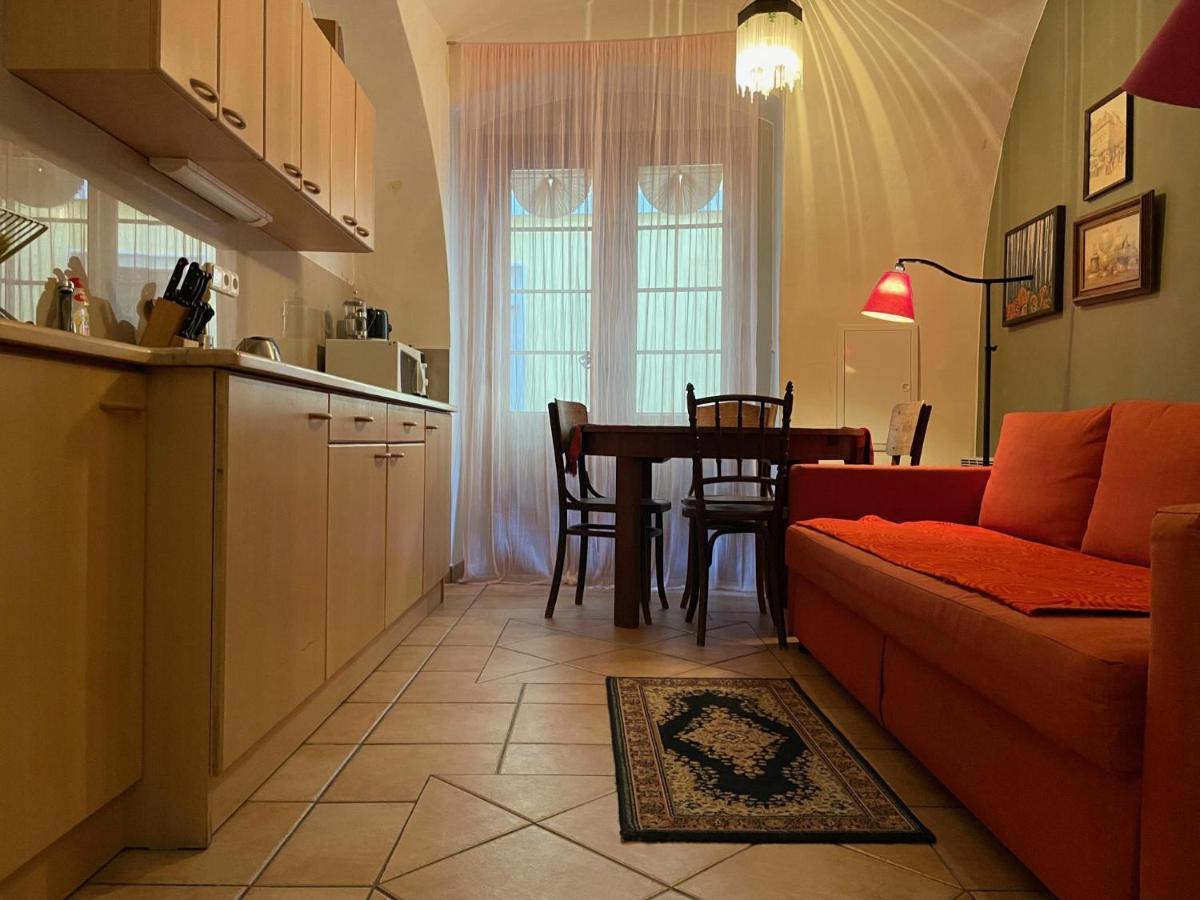Apartamento Rustic Ground Floor In Mala Strana Praga