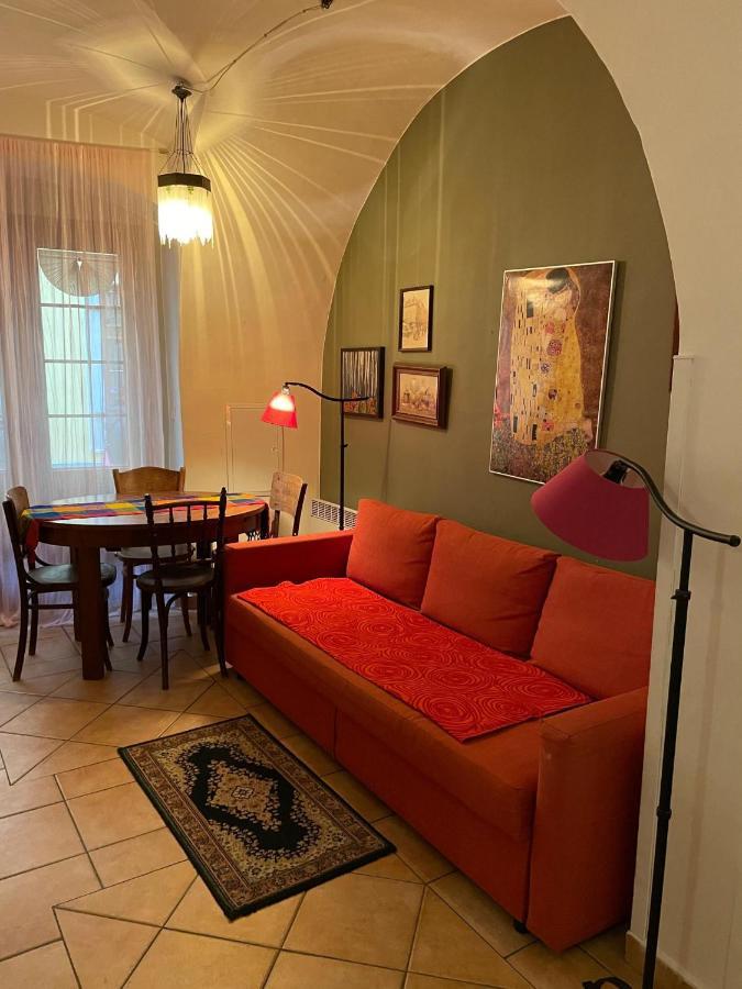 Rustic Ground Floor In Mala Strana Appartement Prague